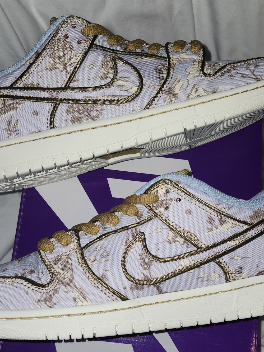 Mens 9.5 Nike SB Dunk Low Premium "City of Style"
